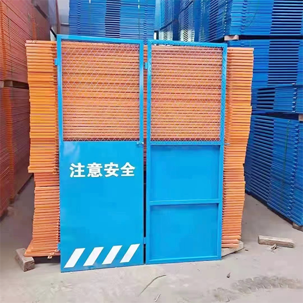 凱里電梯門廠家