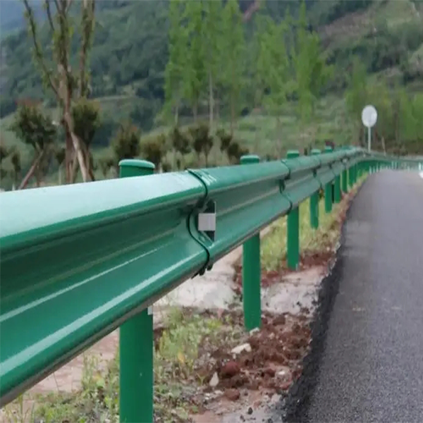 安順高速公路安全隔離護(hù)欄